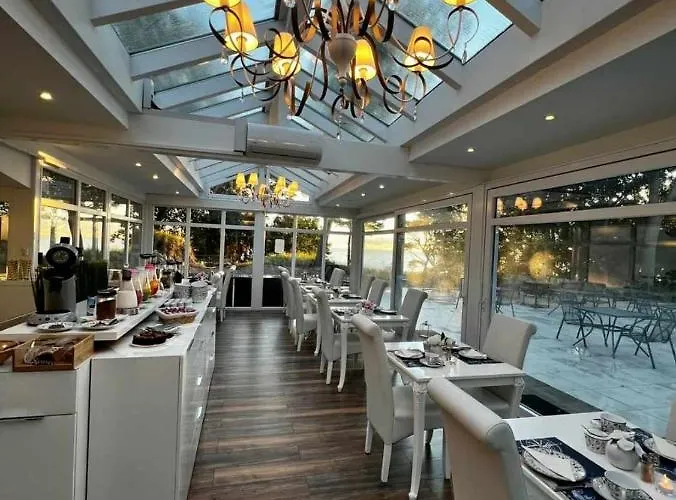 Strandhotel Lindequist Sellin * Sellin (Rugen)